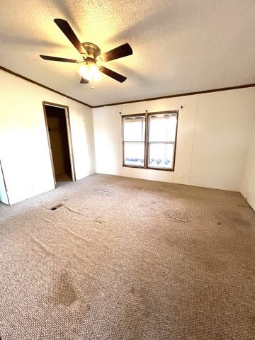 416 Walker Ridge Rd, Big Rock, TN 37023