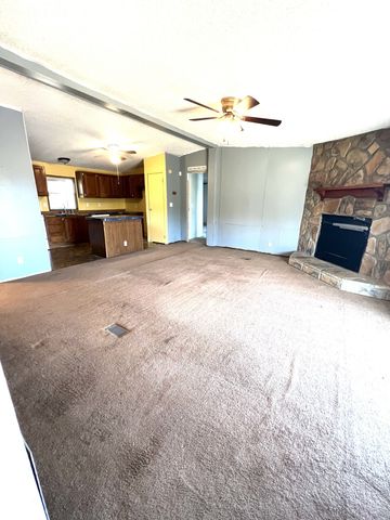 416 Walker Ridge Rd, Big Rock, TN 37023