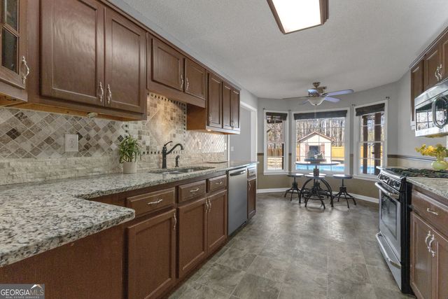 340 Spring Forest Way, Sharpsburg, GA 30277