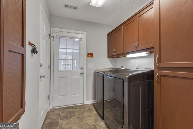 340 Spring Forest Way, Sharpsburg, GA 30277