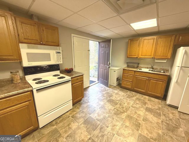 340 Spring Forest Way, Sharpsburg, GA 30277