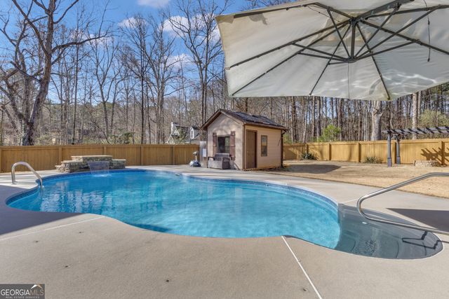 340 Spring Forest Way, Sharpsburg, GA 30277