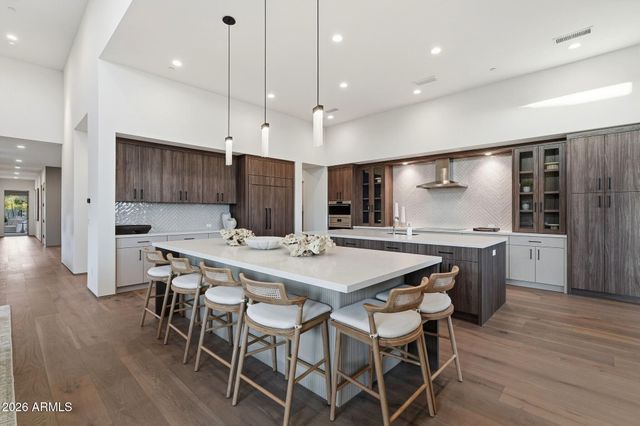 37200 N CAVE CREEK Road 1029, Scottsdale, AZ 85262