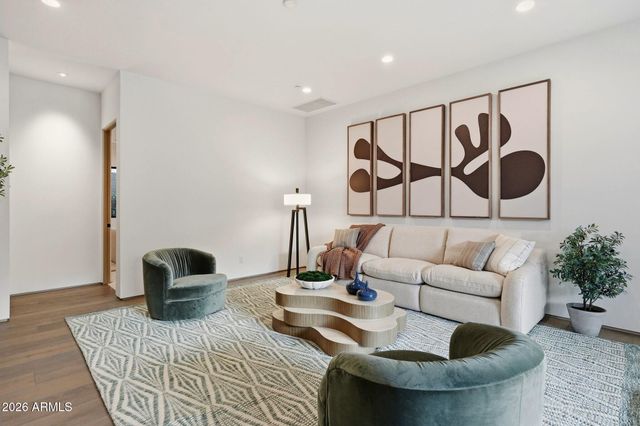 37200 N CAVE CREEK Road 1029, Scottsdale, AZ 85262