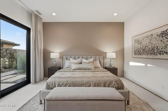 37200 N CAVE CREEK Road 1029, Scottsdale, AZ 85262