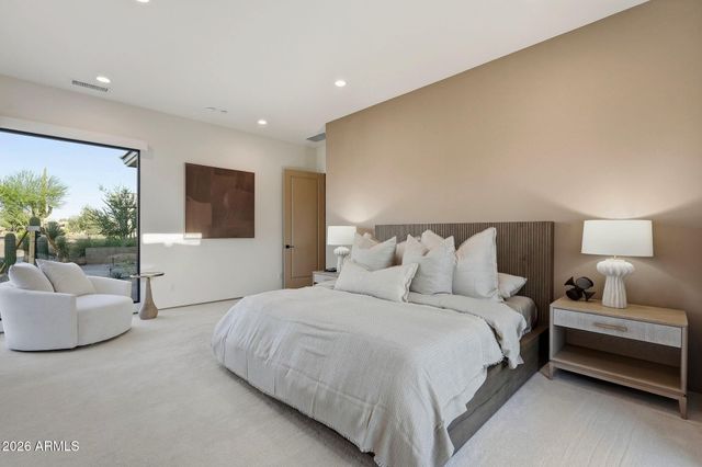 37200 N CAVE CREEK Road 1029, Scottsdale, AZ 85262