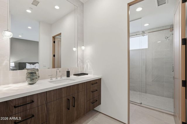 37200 N CAVE CREEK Road 1029, Scottsdale, AZ 85262