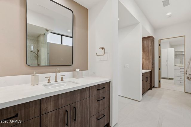37200 N CAVE CREEK Road 1029, Scottsdale, AZ 85262