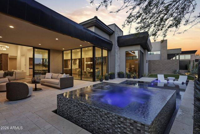 37200 N CAVE CREEK Road 1029, Scottsdale, AZ 85262
