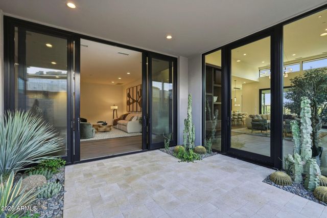 37200 N CAVE CREEK Road 1029, Scottsdale, AZ 85262