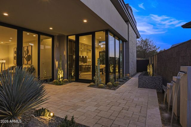 37200 N CAVE CREEK Road 1029, Scottsdale, AZ 85262