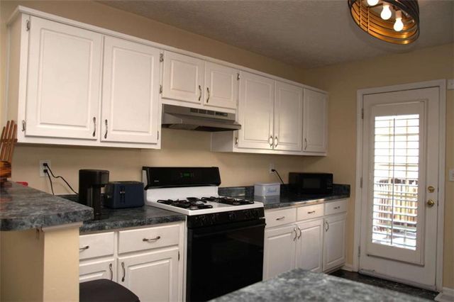 5718 Hidden Brook Circle, Atlanta, GA 30349