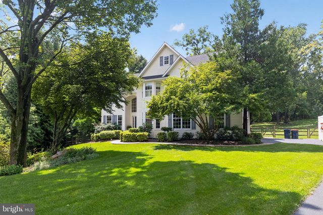 3 HOLLAND CT, Avondale, PA 19311