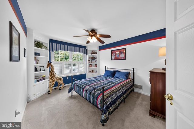 3 HOLLAND CT, Avondale, PA 19311