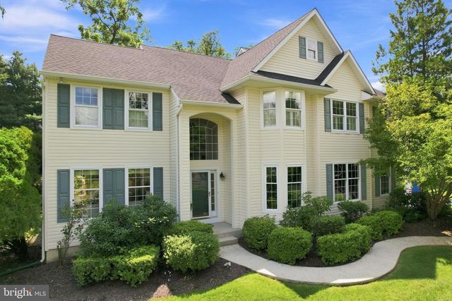 3 HOLLAND CT, Avondale, PA 19311