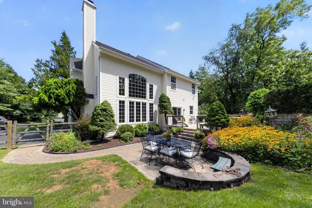 3 HOLLAND CT, Avondale, PA 19311