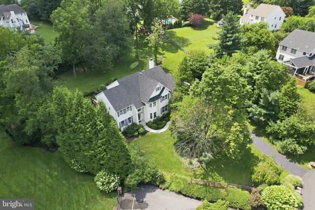3 HOLLAND CT, Avondale, PA 19311