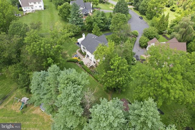 3 HOLLAND CT, Avondale, PA 19311