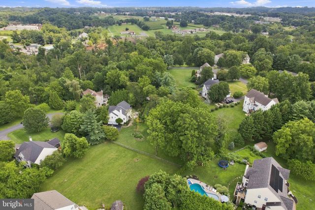 3 HOLLAND CT, Avondale, PA 19311