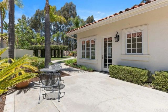 6852 Via Del Charro, Rancho Santa Fe, CA 92067