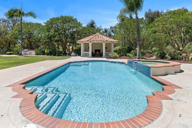 6852 Via Del Charro, Rancho Santa Fe, CA 92067