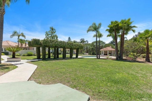 6852 Via Del Charro, Rancho Santa Fe, CA 92067