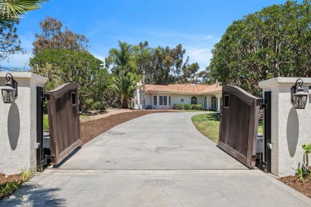 6852 Via Del Charro, Rancho Santa Fe, CA 92067