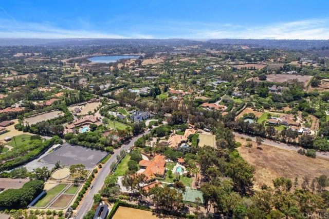 6852 Via Del Charro, Rancho Santa Fe, CA 92067