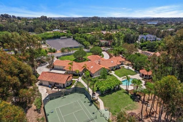 6852 Via Del Charro, Rancho Santa Fe, CA 92067
