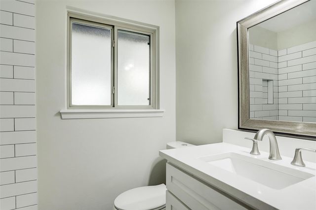 4134 Hill Oak Drive, Houston, TX 77092