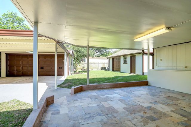 4134 Hill Oak Drive, Houston, TX 77092