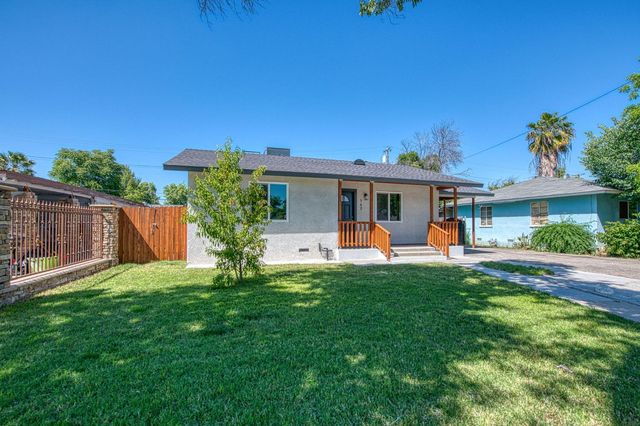 942 W Shields Avenue, Fresno, CA 93705