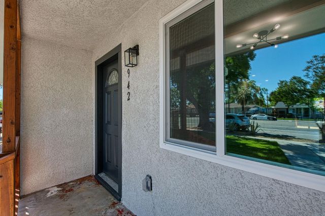 942 W Shields Avenue, Fresno, CA 93705