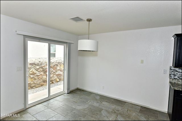 872 Colbert Shapleigh Place, El Paso, TX 79927