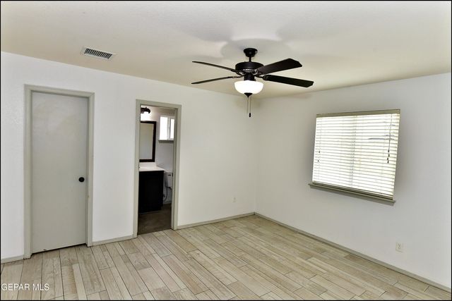 872 Colbert Shapleigh Place, El Paso, TX 79927
