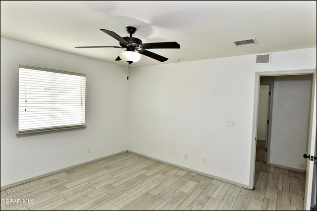 872 Colbert Shapleigh Place, El Paso, TX 79927