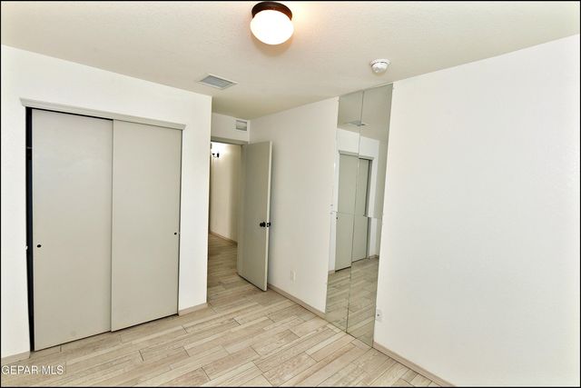 872 Colbert Shapleigh Place, El Paso, TX 79927