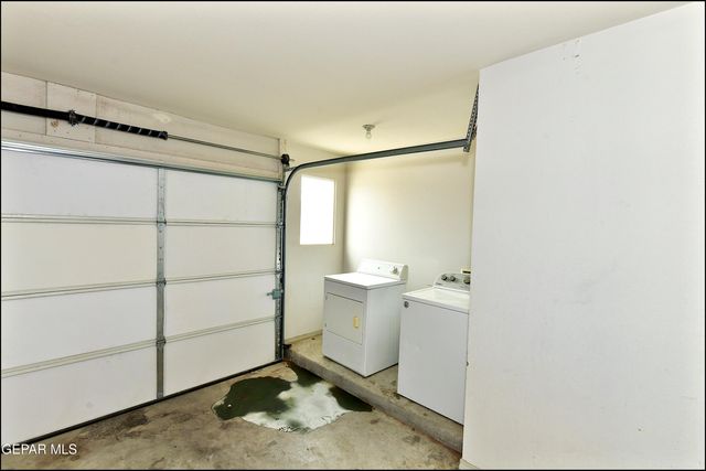 872 Colbert Shapleigh Place, El Paso, TX 79927