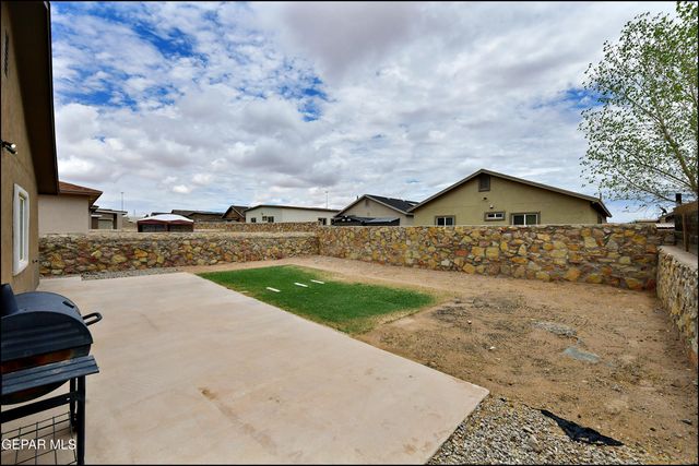 872 Colbert Shapleigh Place, El Paso, TX 79927