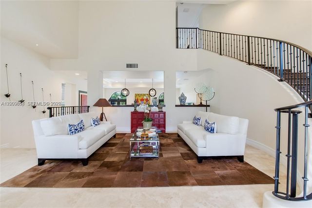 1151 S Alhambra Cir, Coral Gables, FL 33146