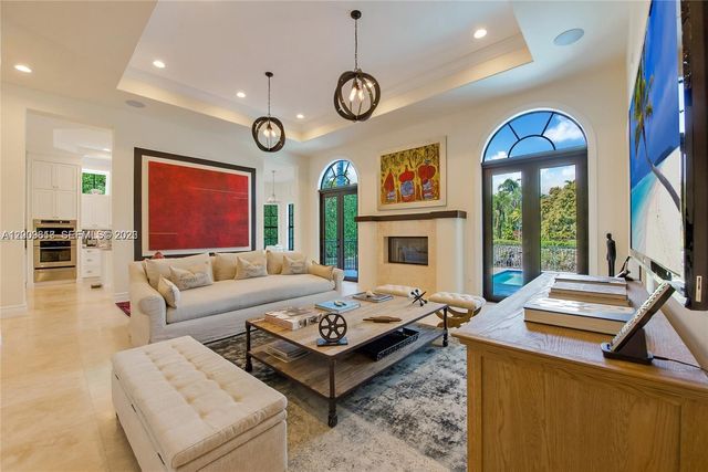 1151 S Alhambra Cir, Coral Gables, FL 33146