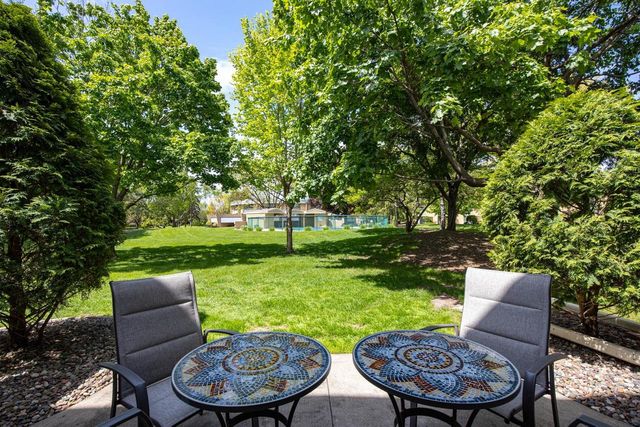 1229 NICOLET CIRCLE, Appleton, WI 54914