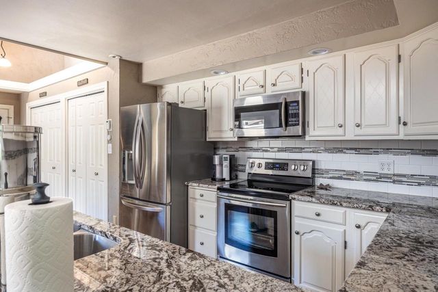 1229 NICOLET CIRCLE, Appleton, WI 54914