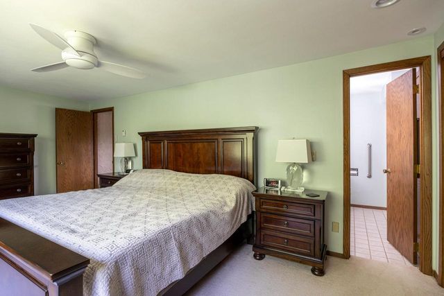 1229 NICOLET CIRCLE, Appleton, WI 54914