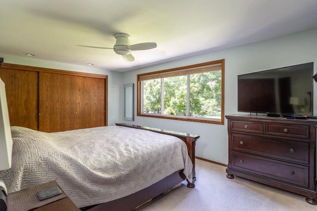 1229 NICOLET CIRCLE, Appleton, WI 54914