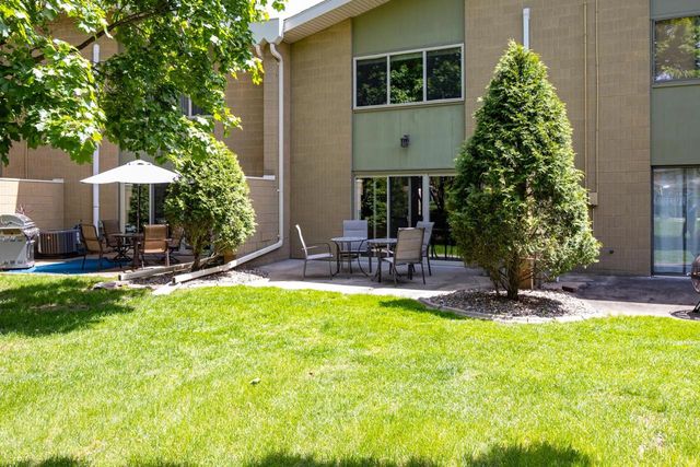 1229 NICOLET CIRCLE, Appleton, WI 54914