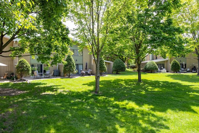 1229 NICOLET CIRCLE, Appleton, WI 54914