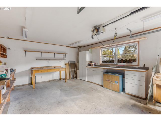 1103 E MAIN St, Hillsboro, OR 97123