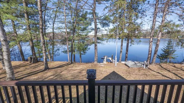 N8919 COUNTY ROAD J, Iola, WI 54945