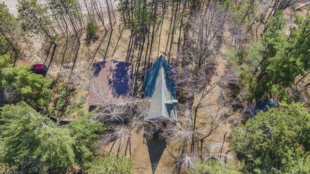 N8919 COUNTY ROAD J, Iola, WI 54945
